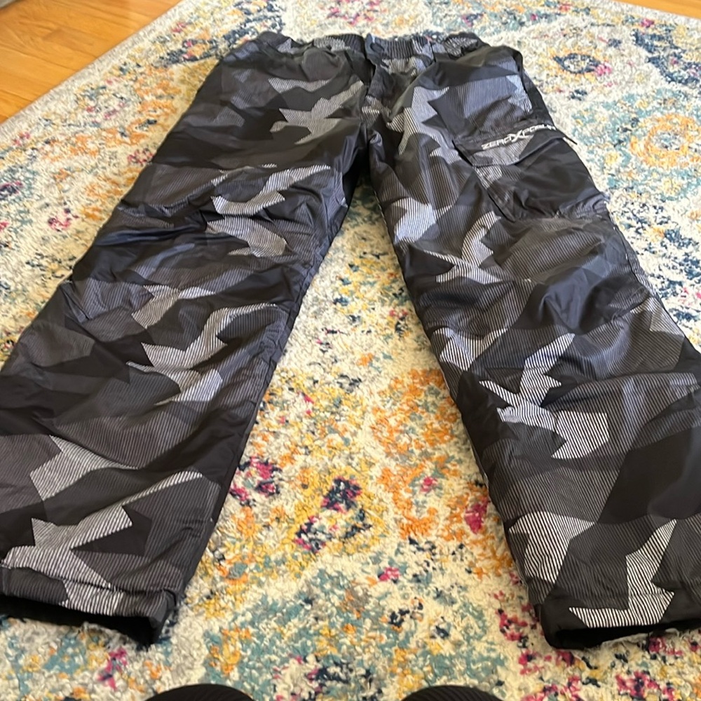 Boys XL (18/20) snow pants